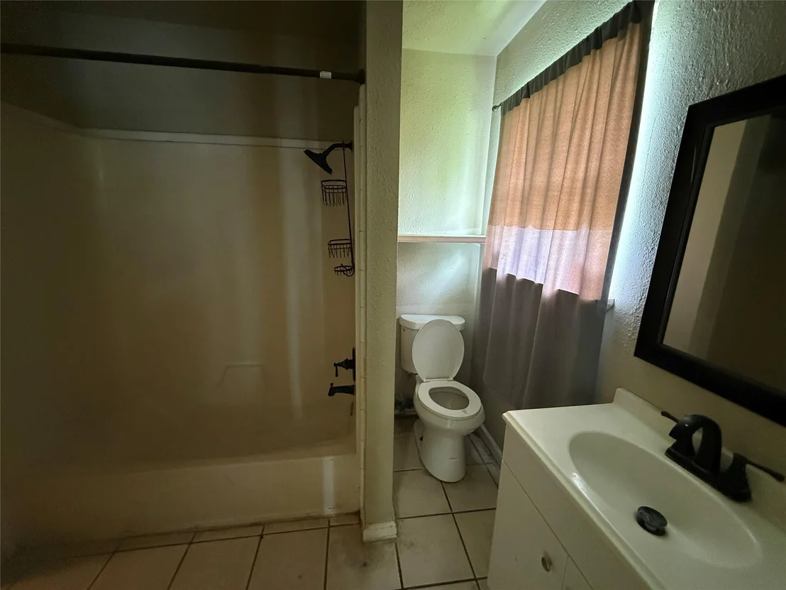 Photo of 3318 Mooney Road