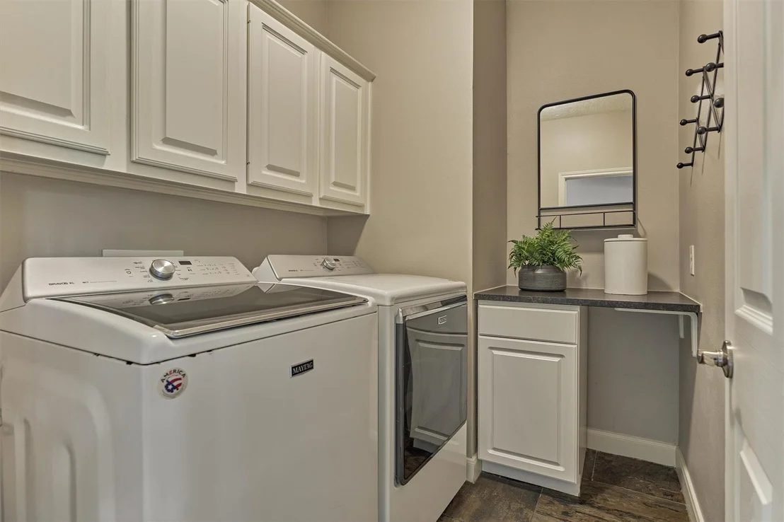 Photo of 170 N Hazelcrest Circle