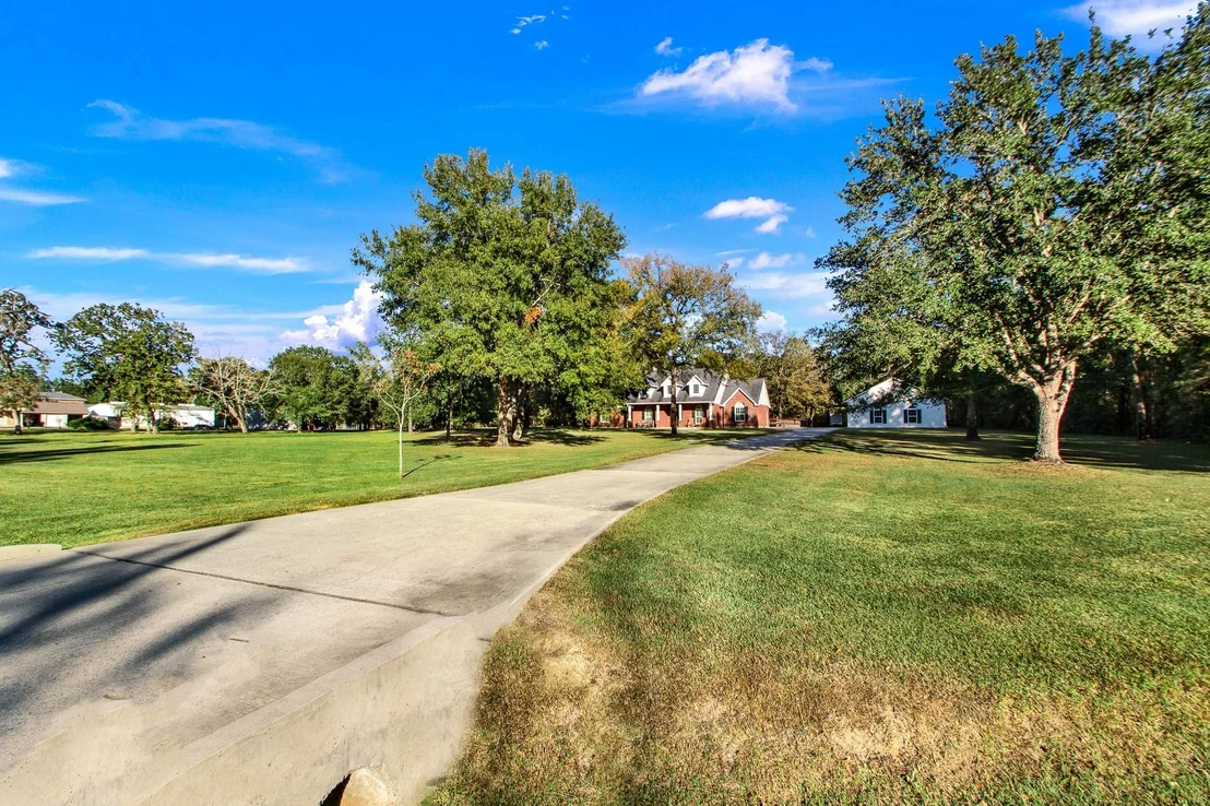 Photo of 33402 Hillside Drive