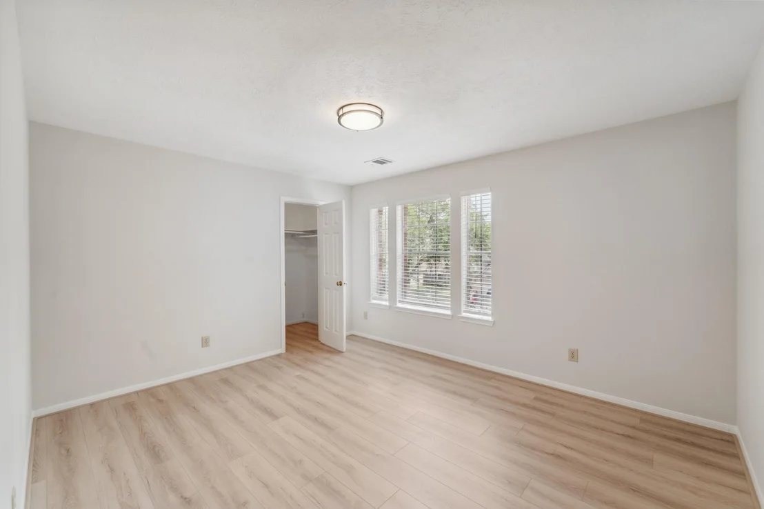 Photo of 13038 Skymeadow Drive