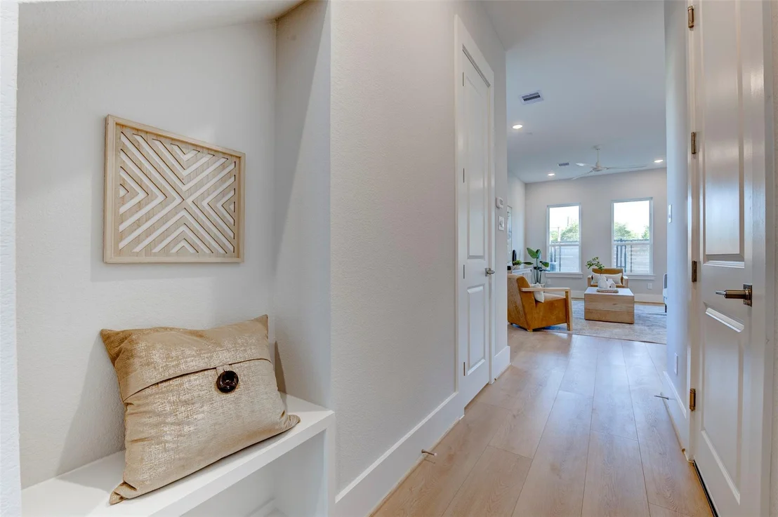 Photo of 5140 Rosslyn Road