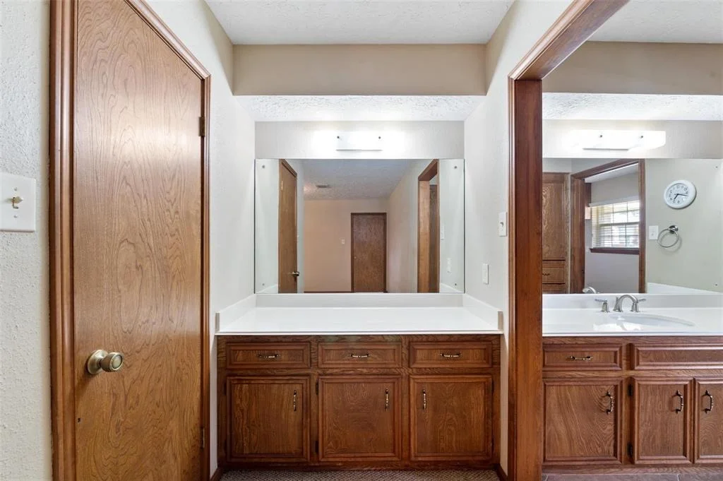 Photo of 534 W Hufsmith Road