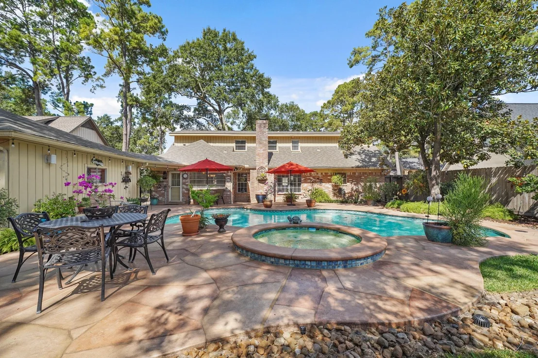 Photo of 5815 Queensgate Drive