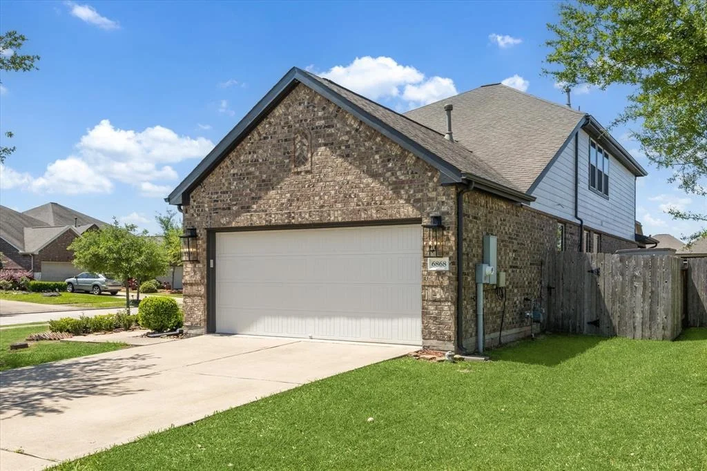 Photo of 6868 Juniper Arbor Lane