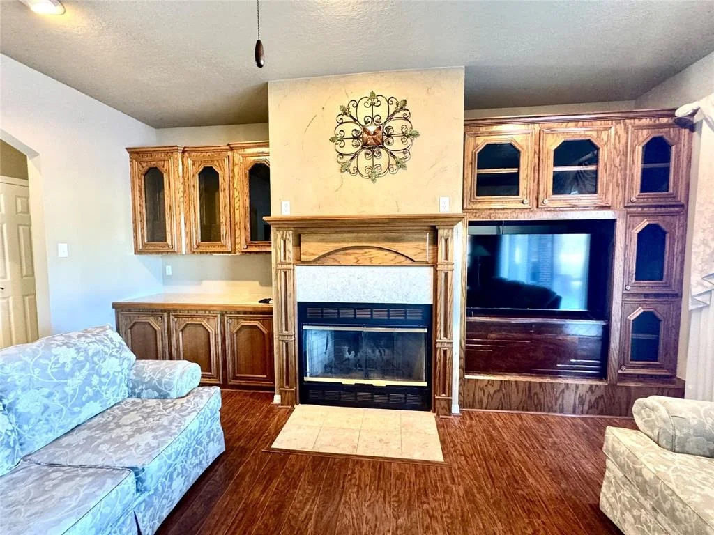 Photo of 196 Broadmoor Drive
