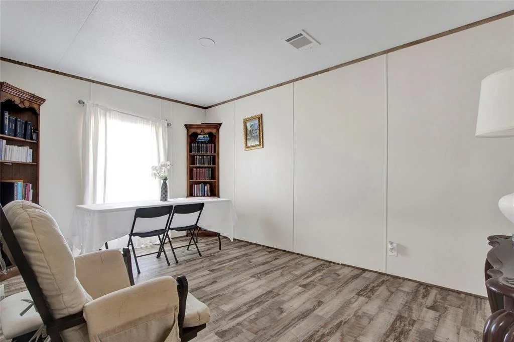 Photo of 595 Road 5268