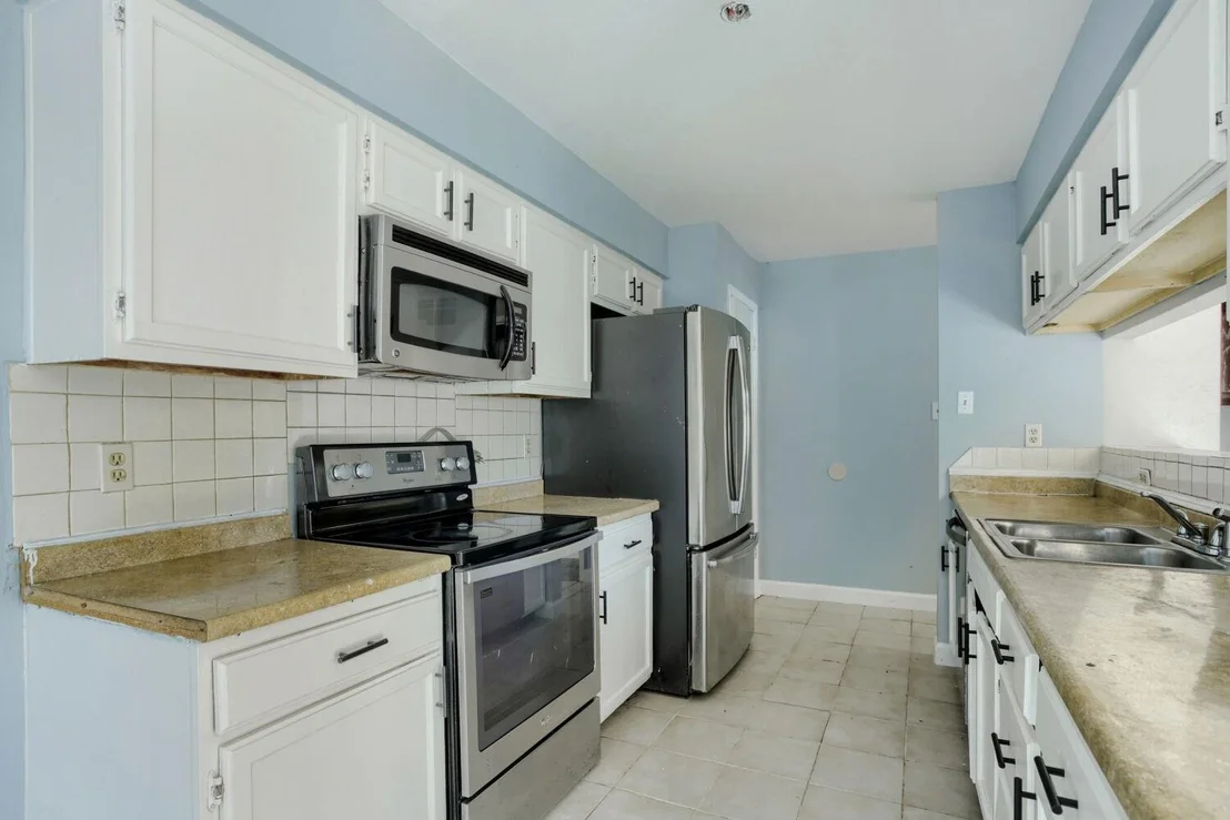 Photo of 12410 Sungate Lane