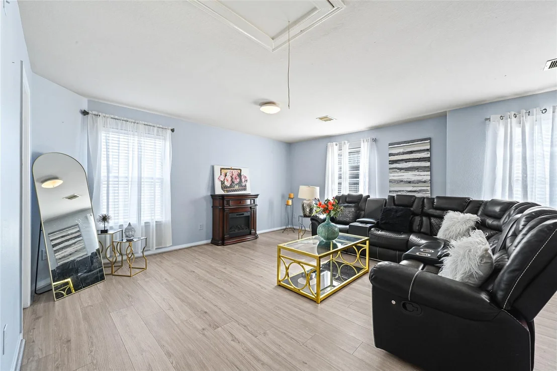 Photo of 11618 Wingborne Lane