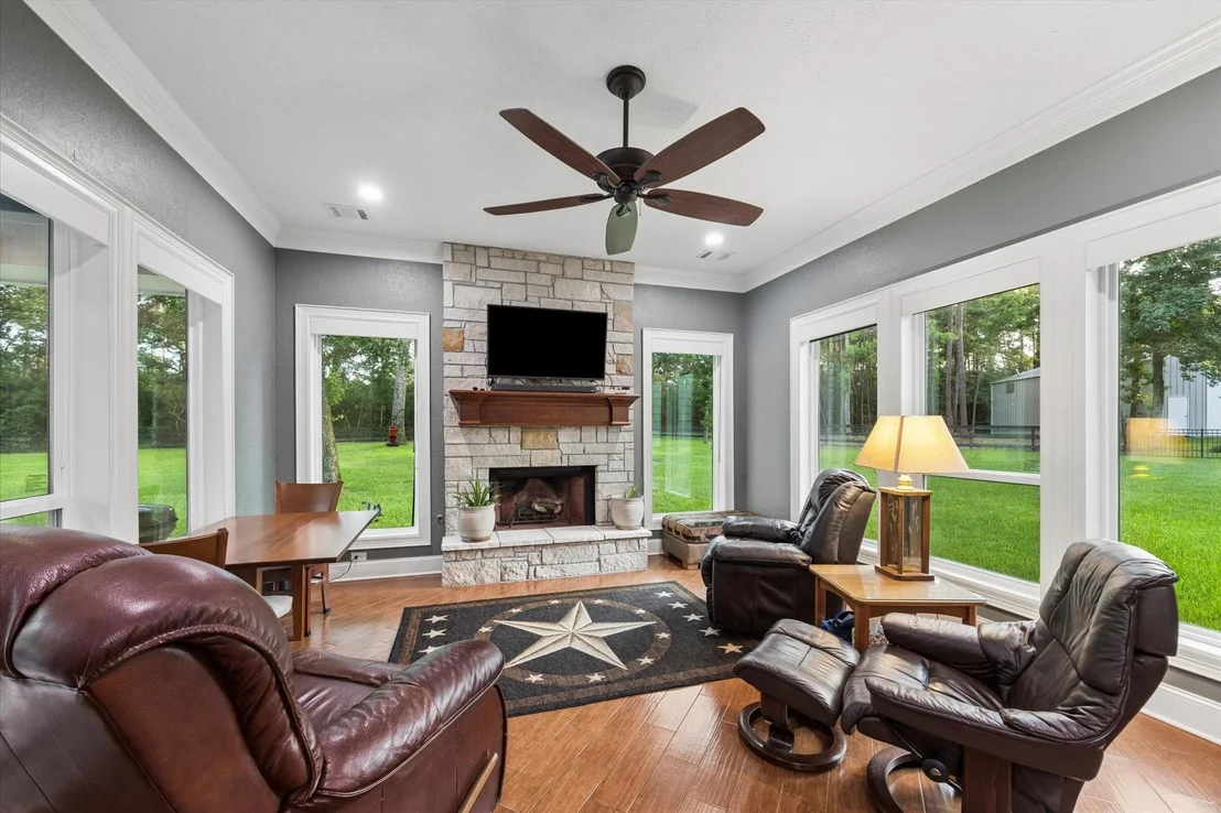 Photo of 10332 Crown Ranch Boulevard