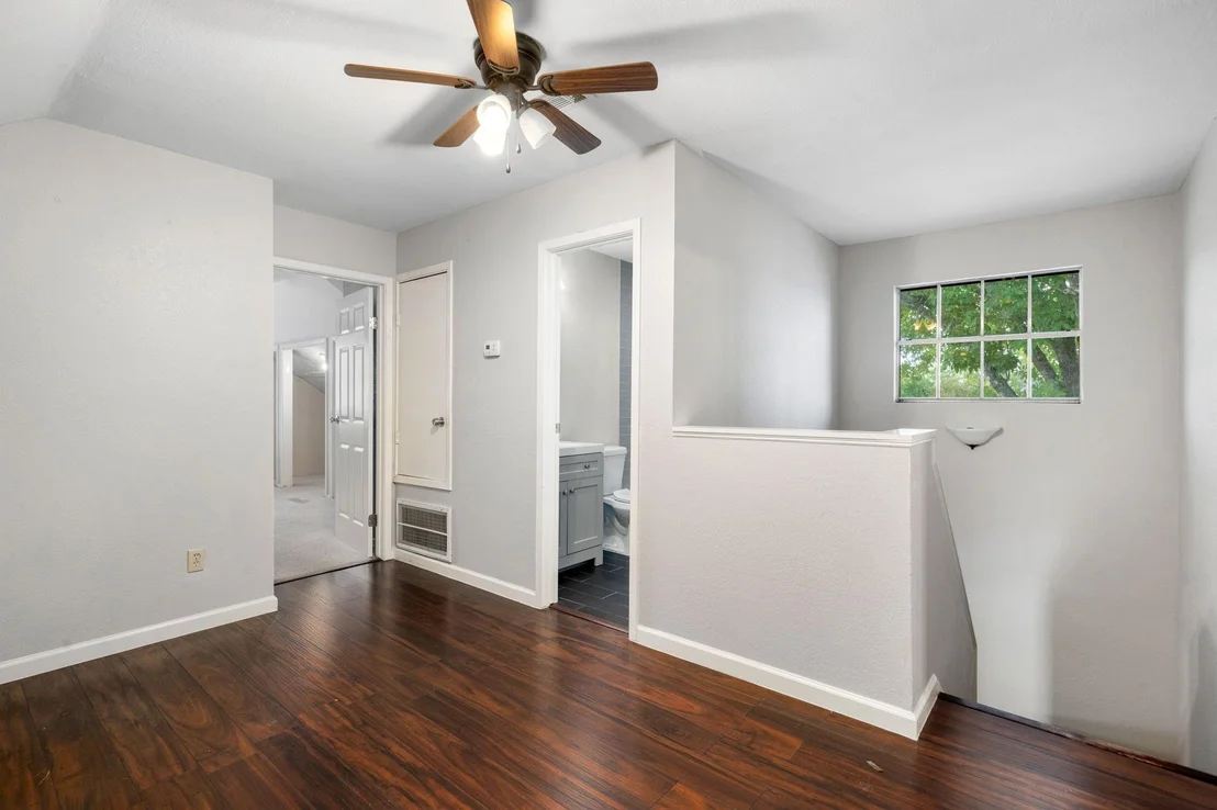 Photo of 3703 Clover Meadows Street
