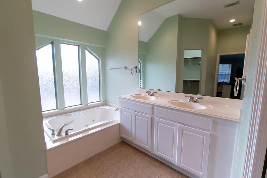 Photo of 16003 Rustlers Trail Lane
