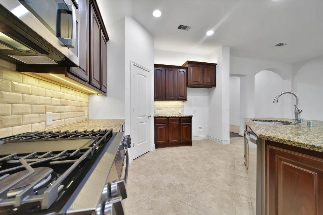 Photo of 111 Forest Heights Way