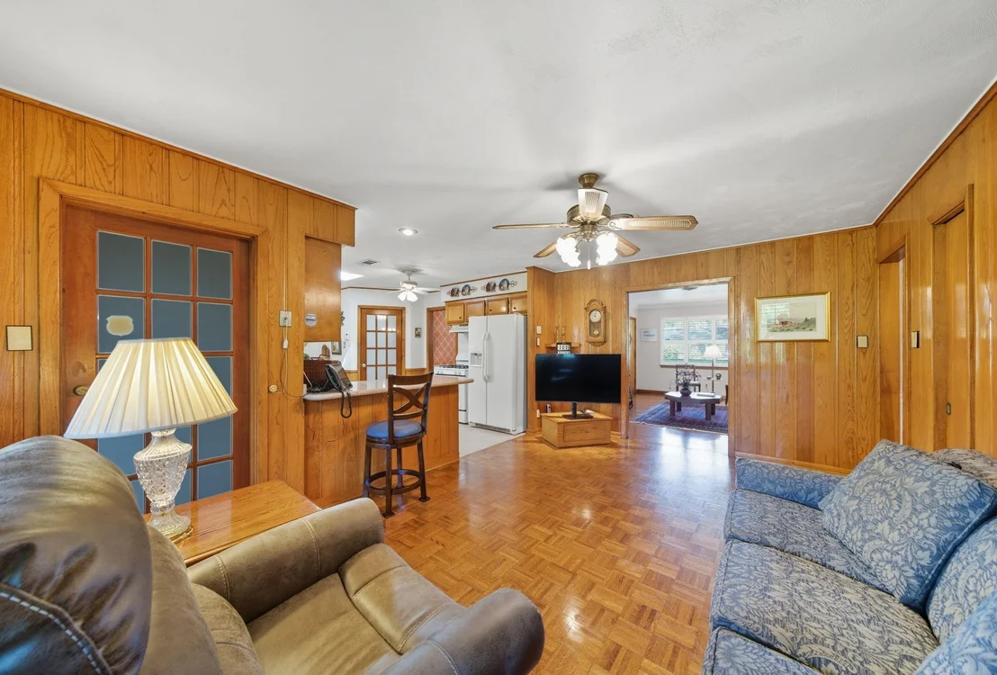 Photo of 8923 Theysen Drive