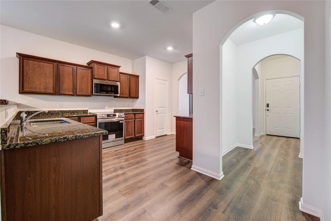 Photo of 1033 Texas Timbers Drive