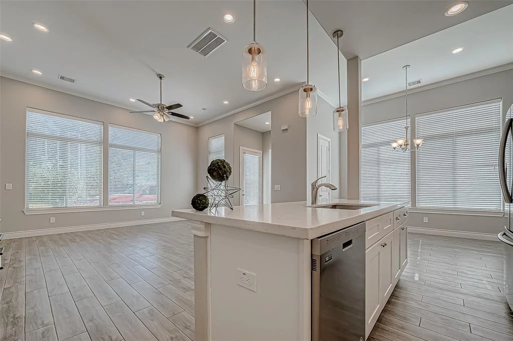 Photo of 8902 Spring Knoll Forest Drive