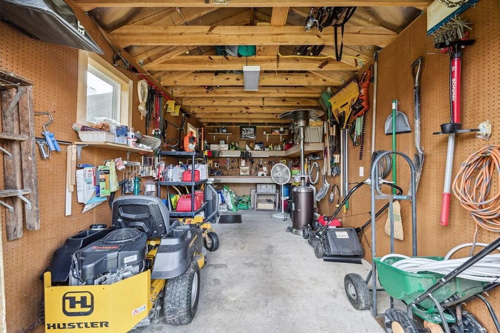 Photo of 16006 Broadwater Drive