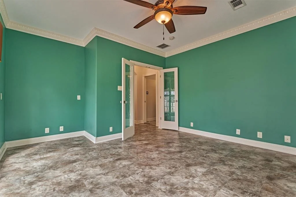 Photo of 10892 Bourbon Street