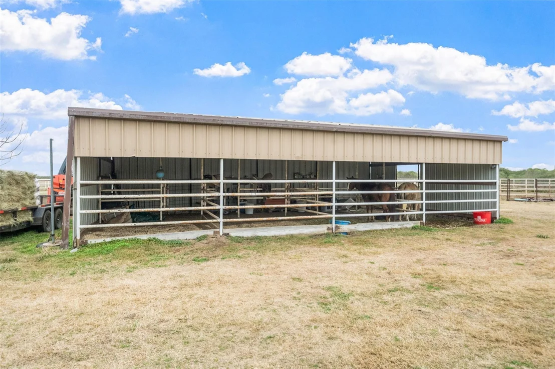 Photo of 1722 County Road 248