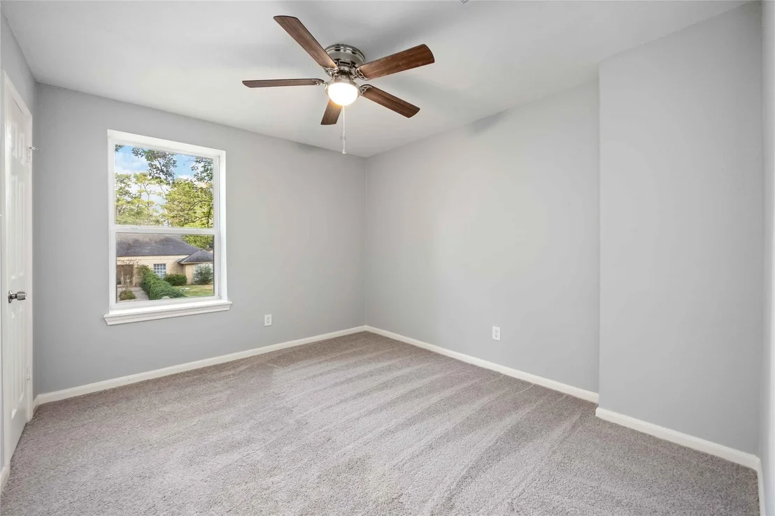 Photo of 3823 Fernglade Dr