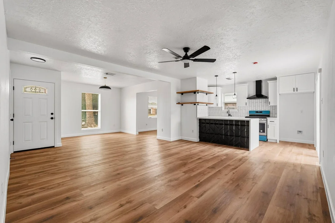 Photo of 10911 Murr Way