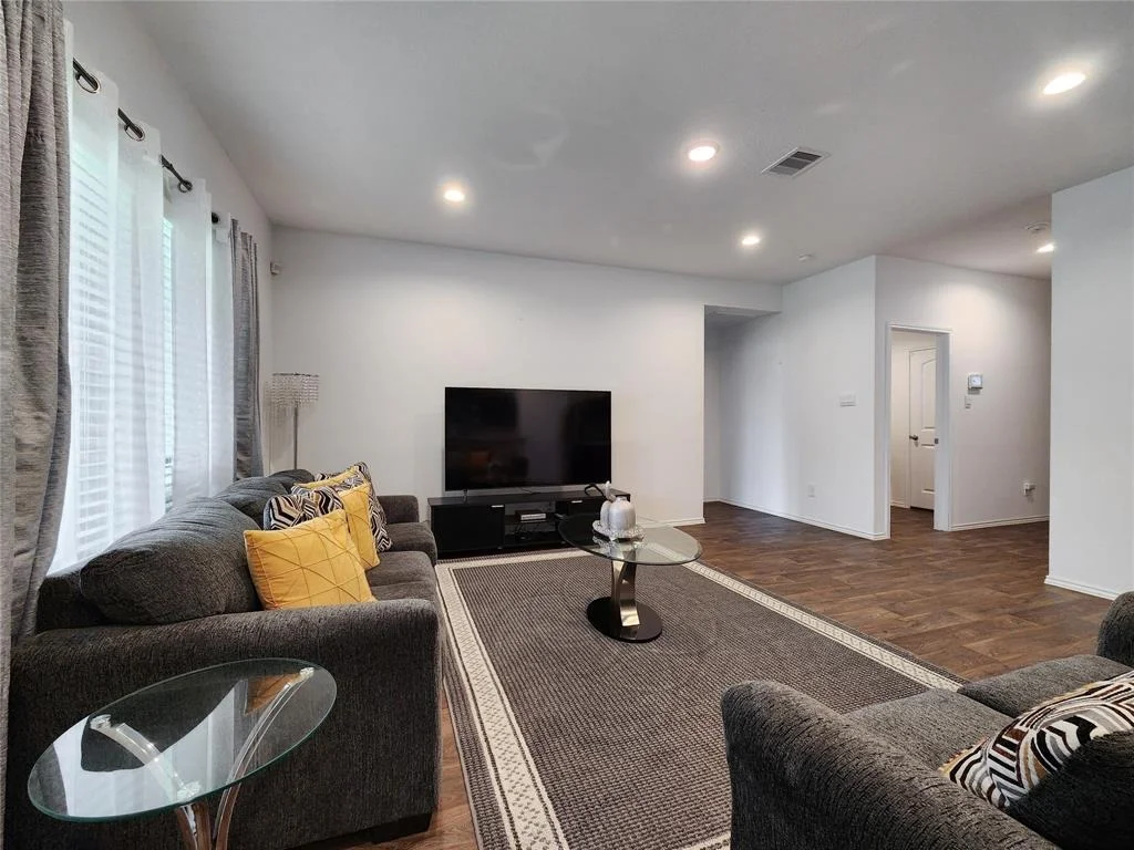 Photo of 21607 Violet Ridge Road