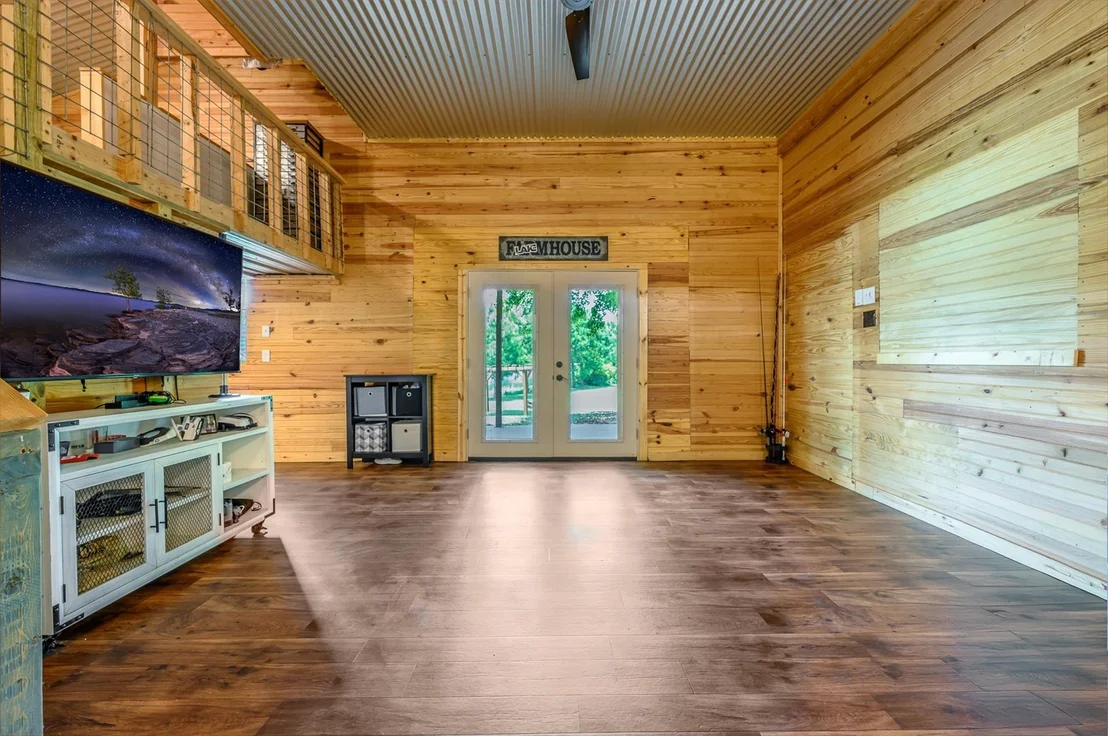 Photo of 240 Private Road 5515