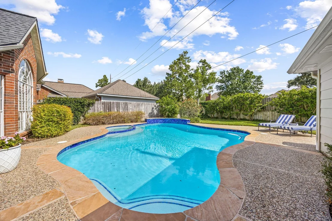 Photo of 1107 Rosemeadow Drive
