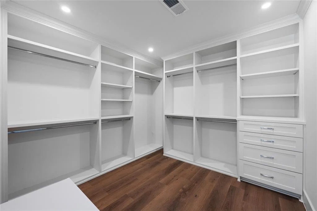 Photo of 8306 Vintage Wood Circle