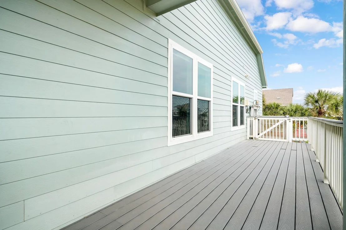Photo of 4210 Sandpiper