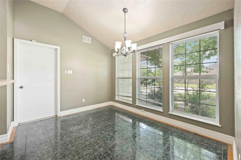 Photo of 807 Northaire Drive