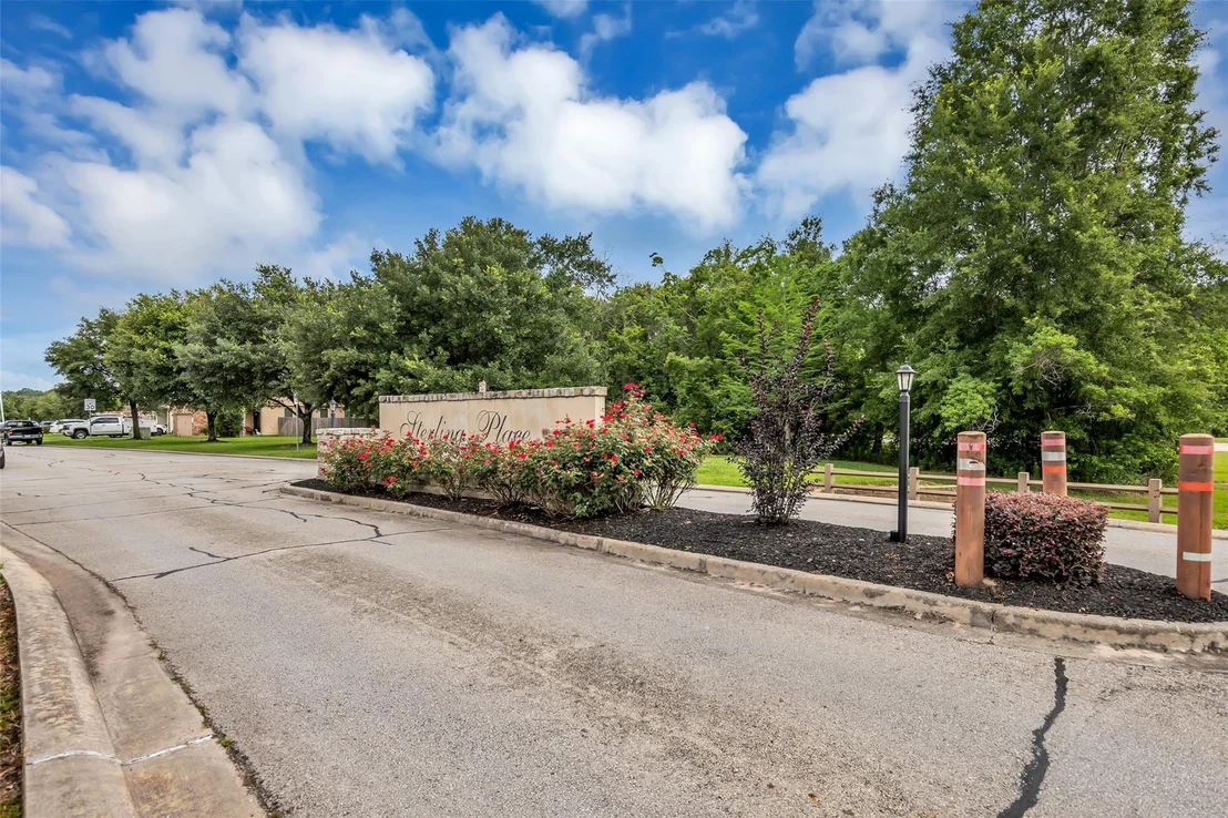 Photo of 9738 Gulfstream Drive