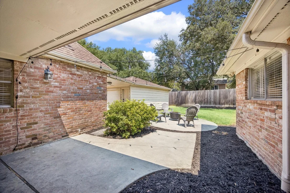 Photo of 11010 Overbrook Lane