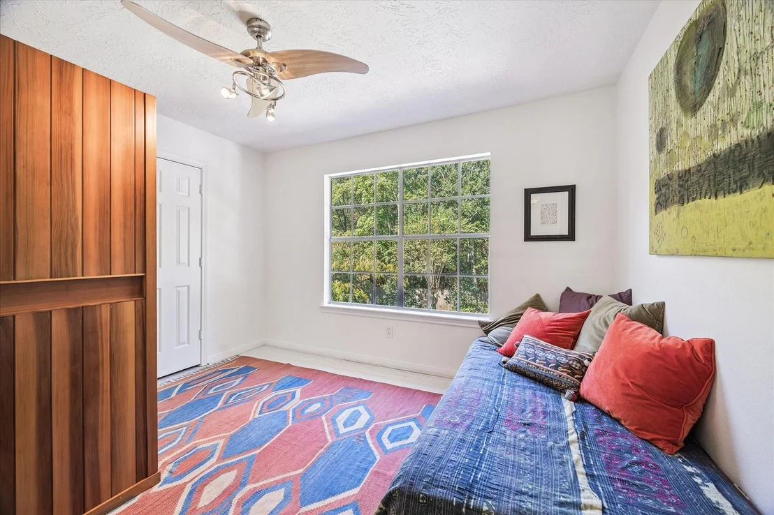 Photo of 58 E Coldbrook Circle