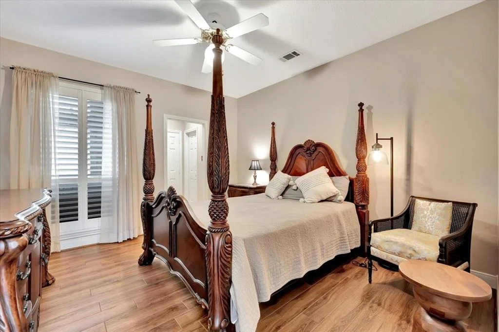 Photo of 2438 Enchanted Isle Drive