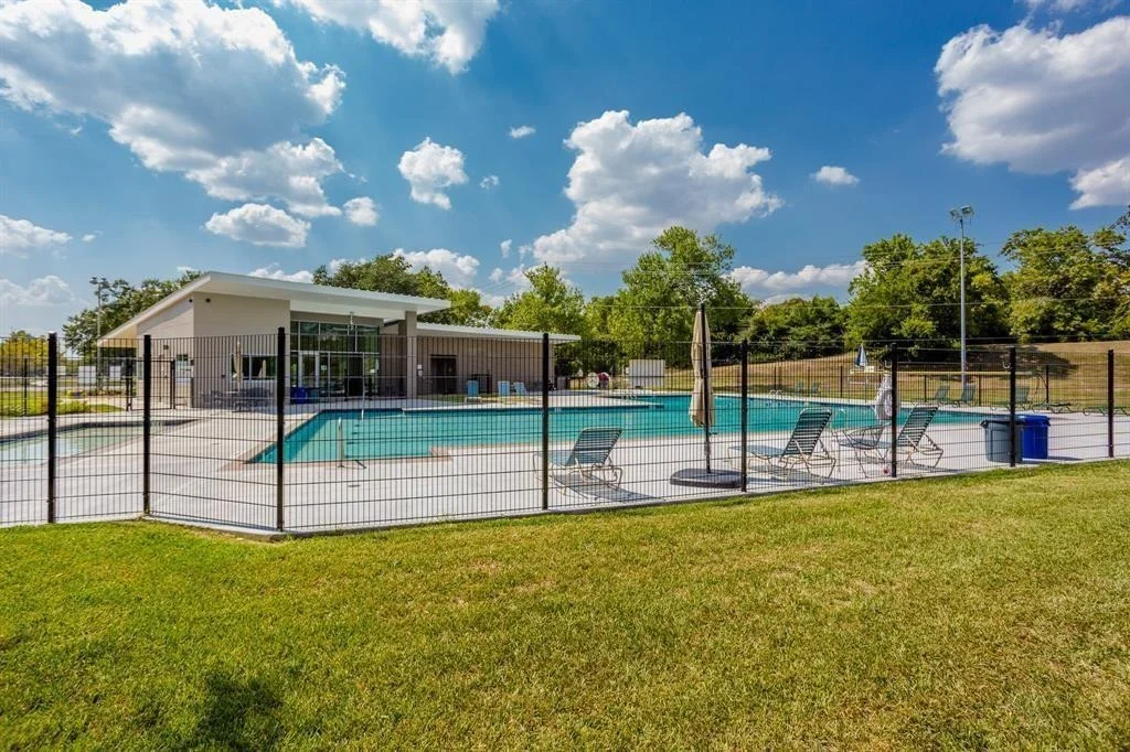 Photo of 14111 Highcroft Drive