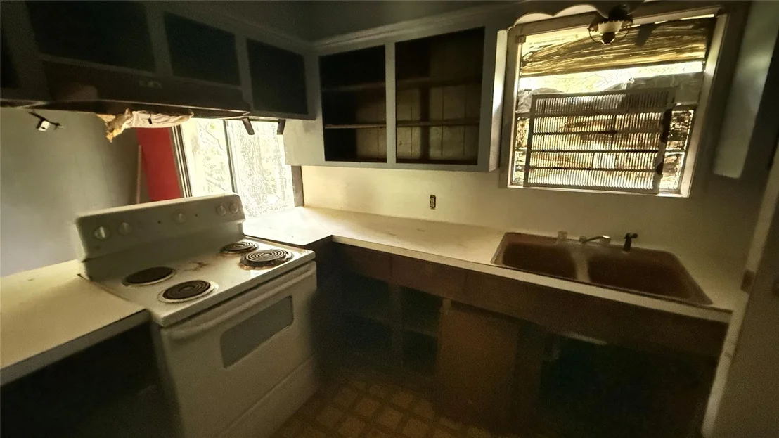Photo of 310 Howard