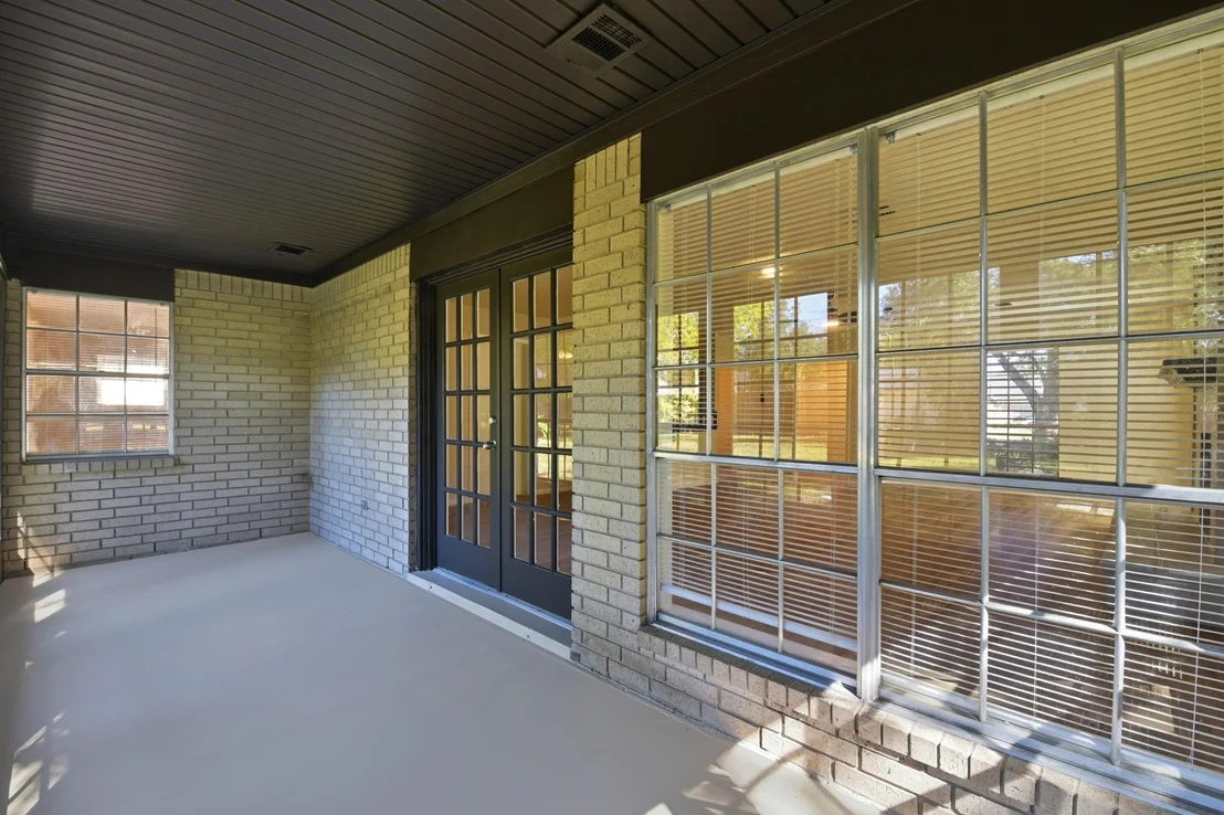Photo of 4103 Meadowbend Drive