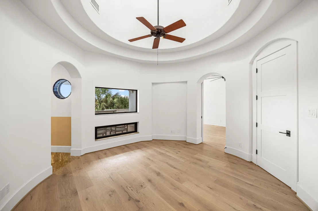 Photo of 721 Harborside Way