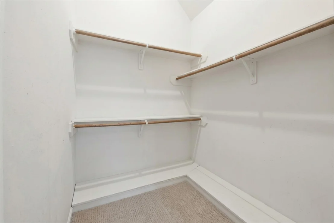 Photo of 7114 Centre Oaks Drive