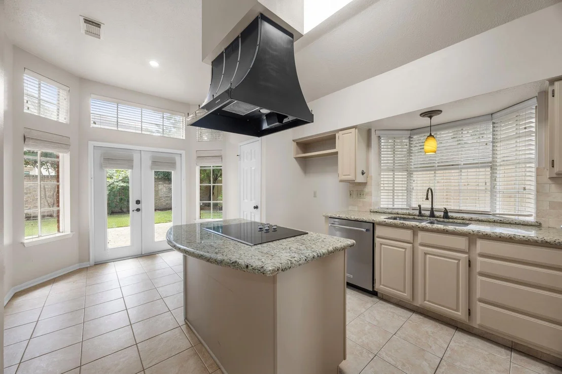 Photo of 13119 Wickersham Lane