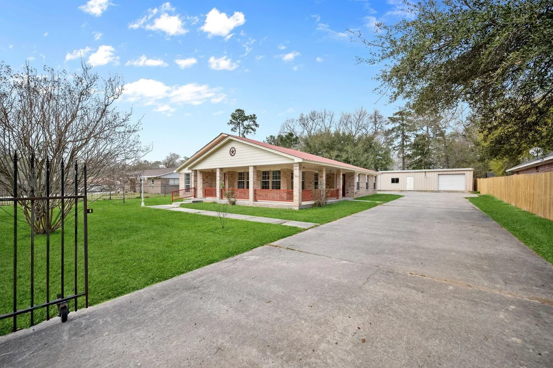 Photo of 23243 Laura Lane