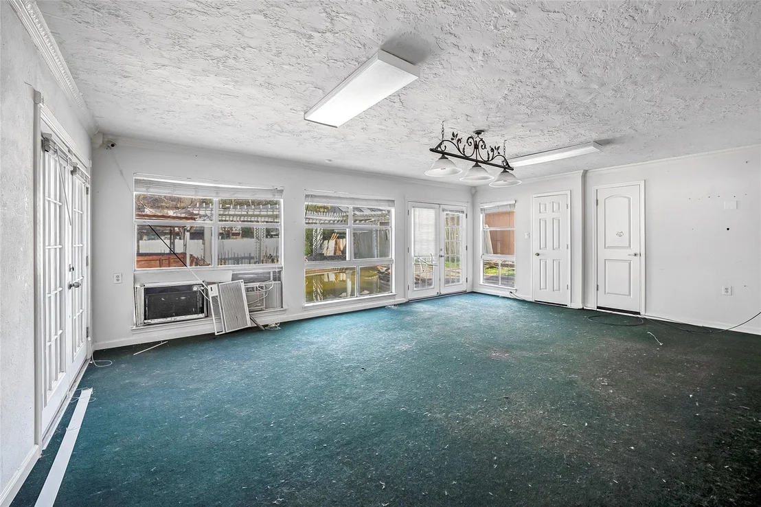 Photo of 618 Cypresswood Drive