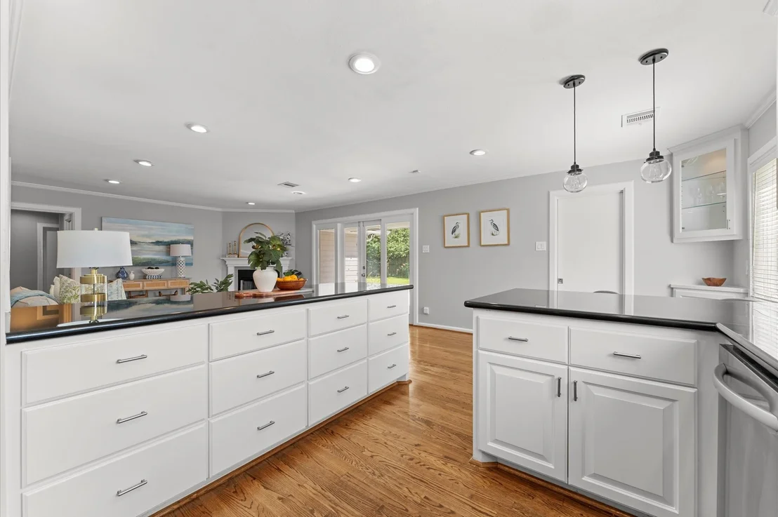 Photo of 12502 Pinerock Lane