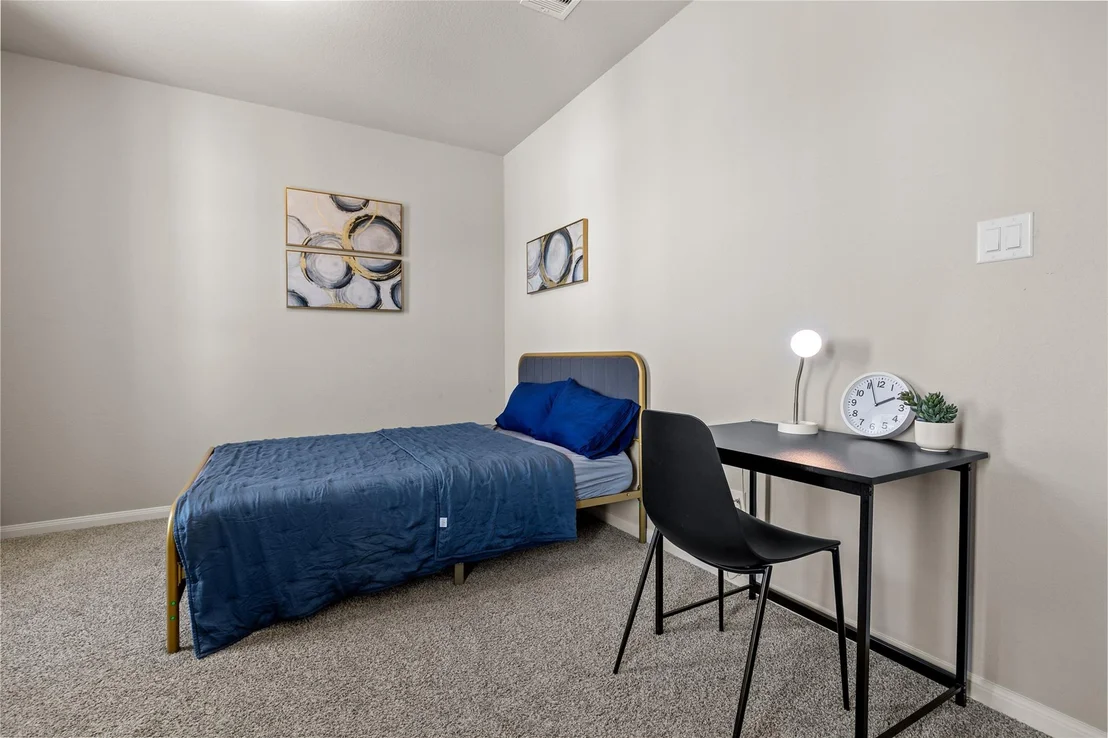 Photo of 4203 Weathered Oak Drive