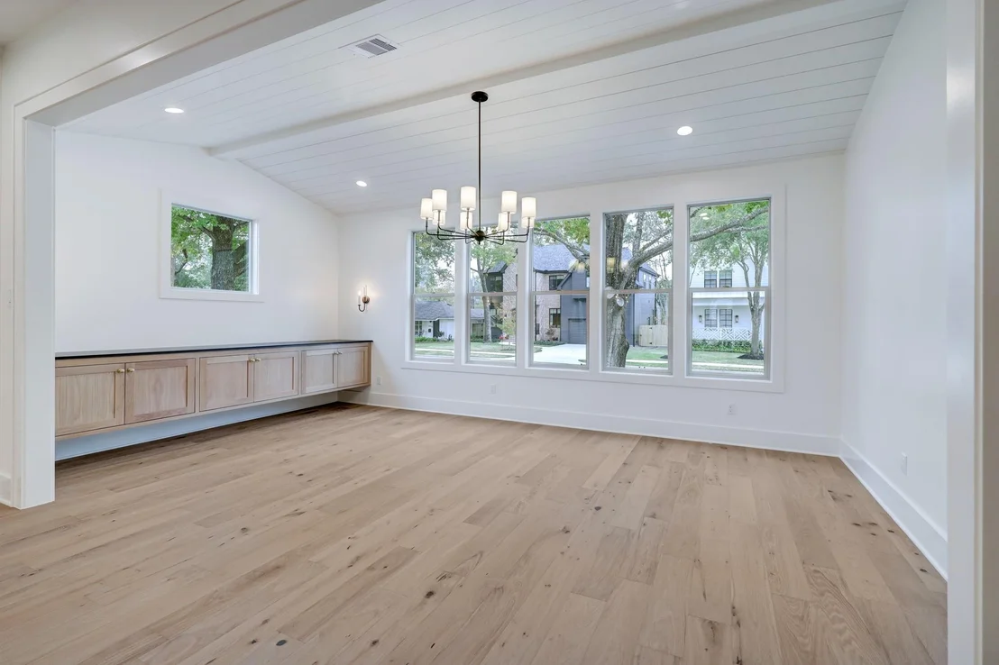 Photo of 2031 Saxon Drive