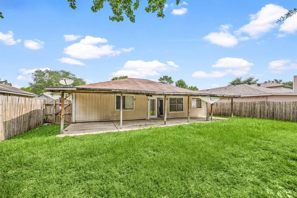 Photo of 18627 Spinney Lane Drive