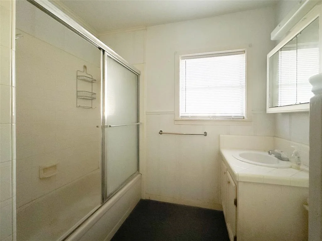 Photo of 206 Oak Cluster Drive
