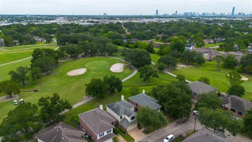 Photo of 8206 Golf Green Circle