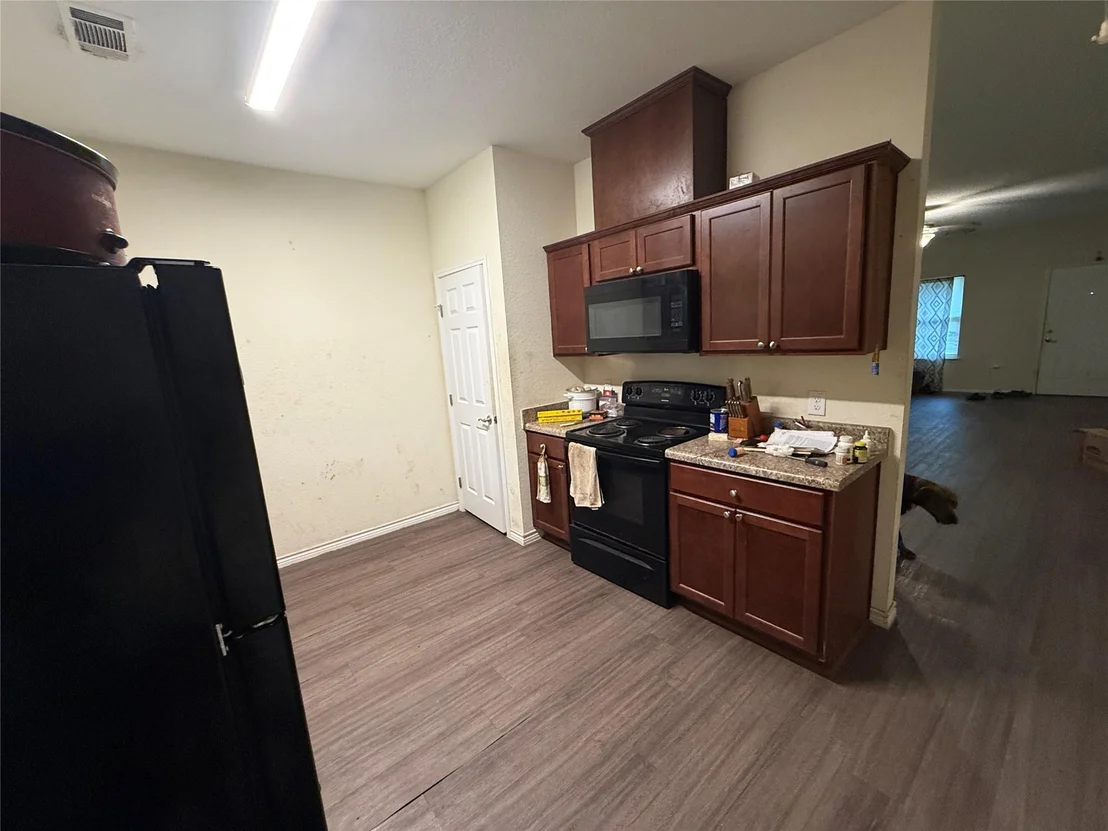 Photo of 404 Gordon Drive
