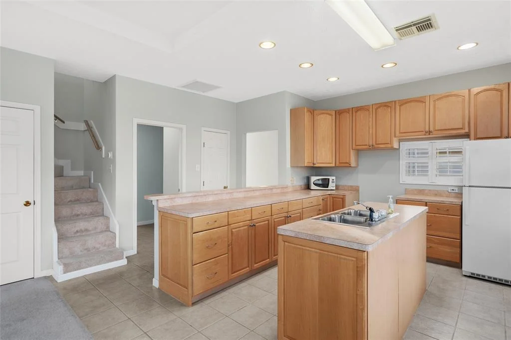 Photo of 4733 W Bayshore Drive